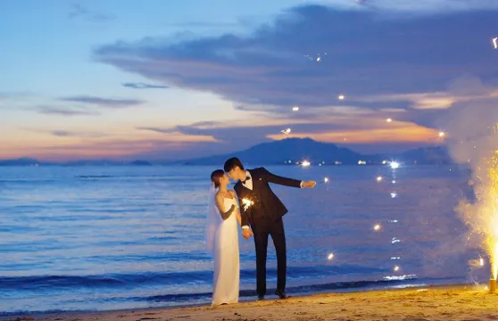 青島Trip Moments【婚紗寫真微電影宣傳片紀錄片攝影攝像街拍航拍約拍/翻譯】