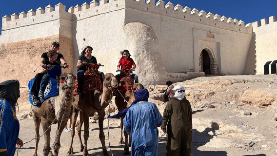 Tour della città di Agadir con prelievo dall'hotel: Kasbah, Souk e Marina