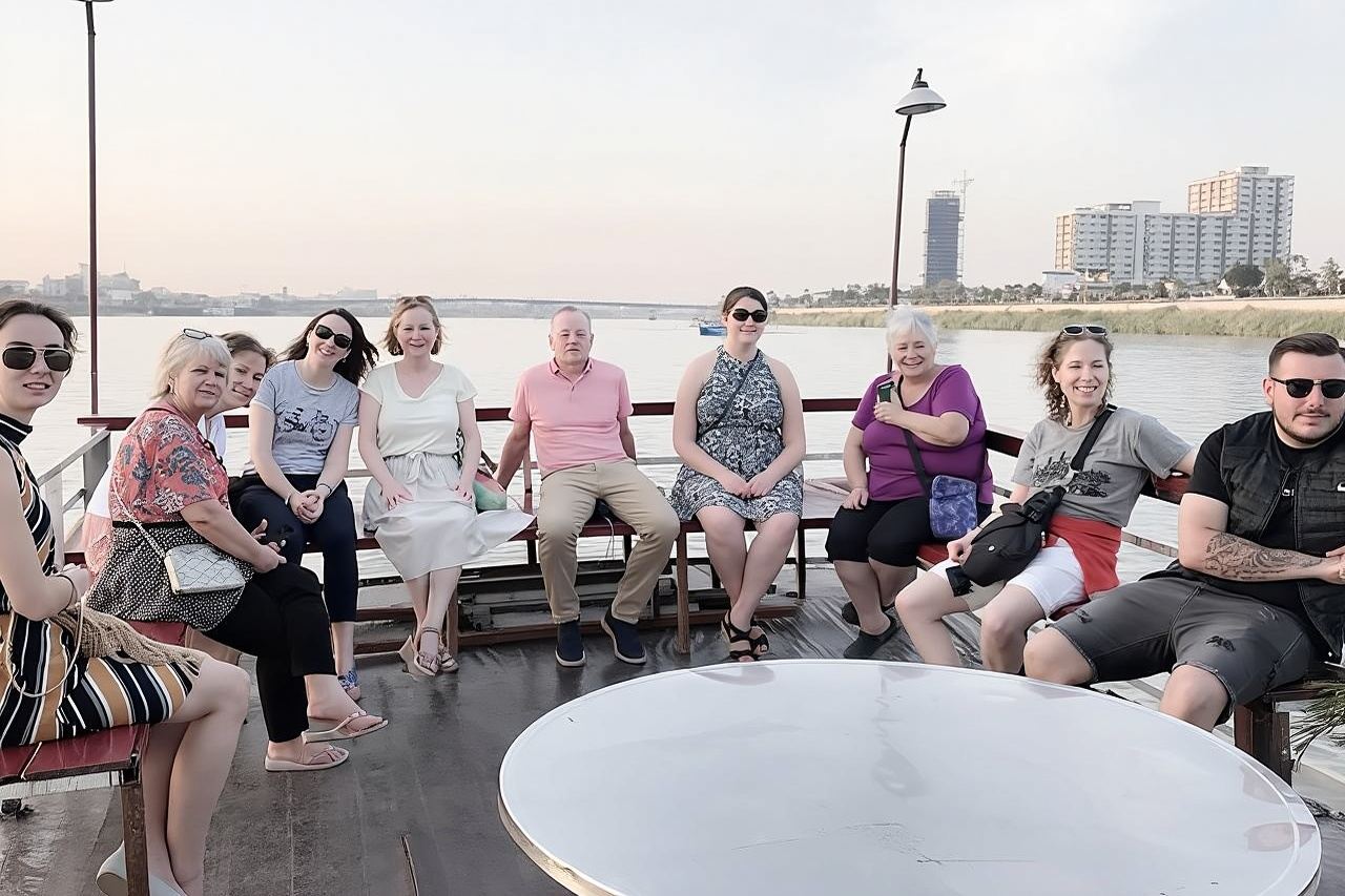 Phnom Penh Tour Guides