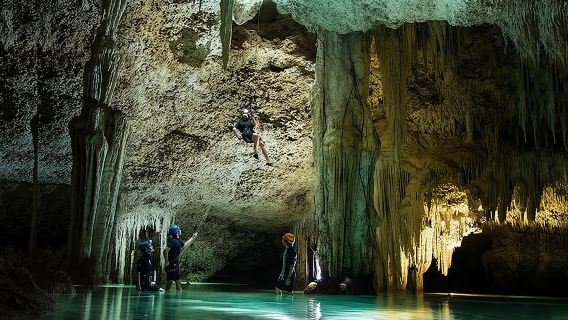 Rio Secreto Plus: Lawatan Klasik, Basikal, Rappel & Ziplines