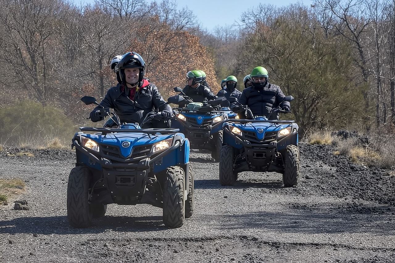 Excursión guiada al Etna en quad de 1 hora y media a 2 horas