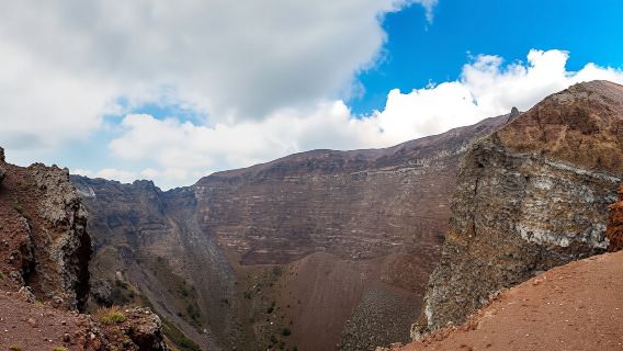 Vesuvius National Park tour with transportation
