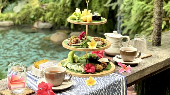 Pramana Giri Kusuma Pramana Giri Kusuma Hotel (Ubud Internet celebrity jungle hotel afternoon tea)