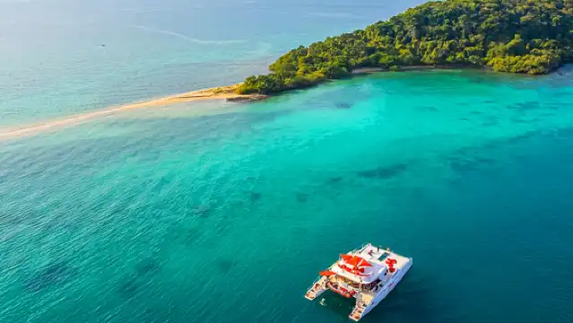泰國芭達雅一日遊/多艘豪華遊艇出海/海釣浮潛/無人三島雙島