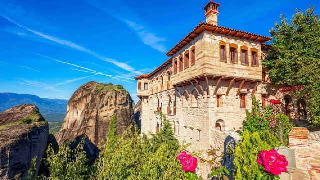 Privater Tagesausflug von Athen nach Delphi und Meteora inklusive Abendessen