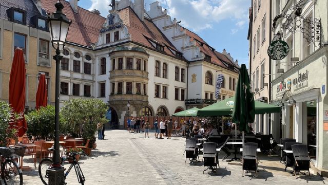 Fall in Love with Munich in a Private Old Town Walking Tour