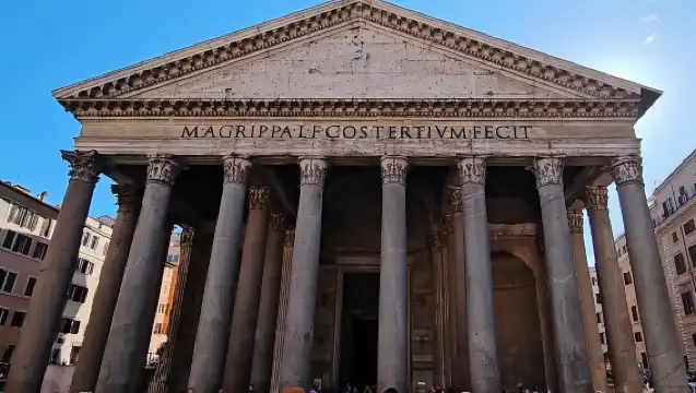 Rome Private Golf Cart and Street Food Tour