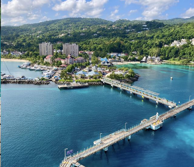 สนามบิน Montego Bay: บริการรับส่งร่วมเที่ยวเดียวไปยัง Ocho Rios