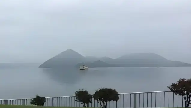 日本富良野青池+旭川市旭山動物園【中文司機/可訂多日】