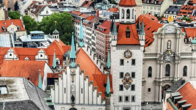 德國慕尼黑王宮+瑪利亞廣場+寶馬博物館+英國花園【包車優選】