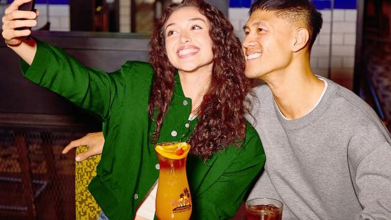 อัมสเตอร์ดัม: อาหารกลางวันหรืออาหารเย็นที่ร้าน Hard Rock Cafe อันโด่งดัง