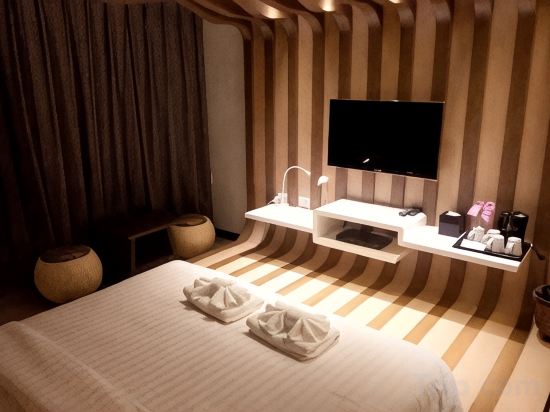 Nimman Mai Design Hotel Chiang Mai - Tap to explore photos