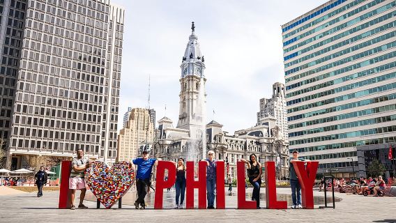 Private Half Day Philadelphia Driving Tour with Local Guide