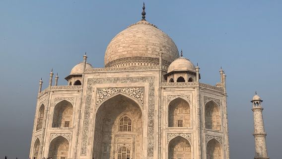 Private Tajmahal Day Tour From Mumbai ,Pune ,Chennai with flights