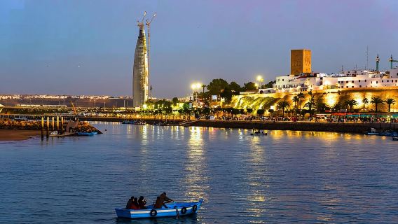 Tour notturno di Rabat con cena tradizionale marocchina