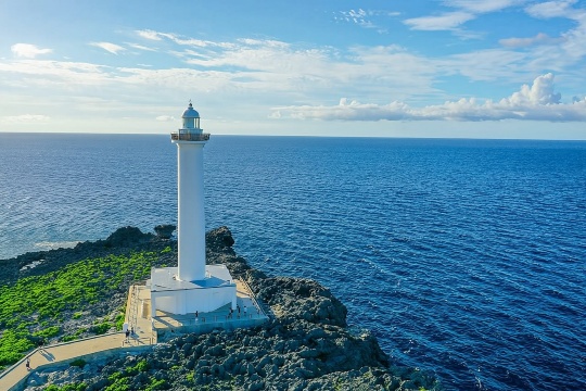 日本沖繩中部一日遊：殘波岬+嘉手納+東南植物樂園+星野度假村