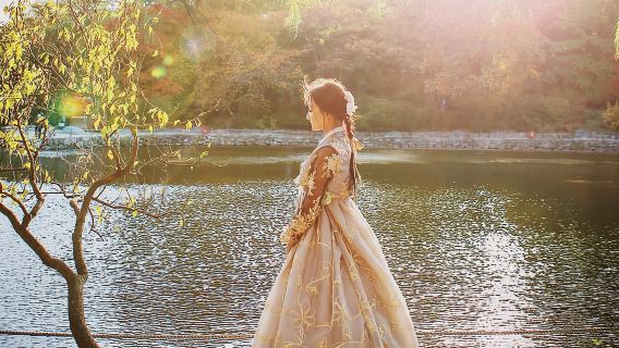 Esperienza di noleggio hanbok al Palazzo Gyeongbokgung a Seoul - Gongnyeo Fox