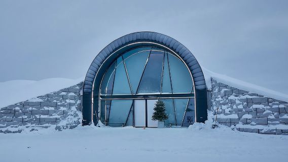 Kiruna: Tour of Icehotel and Jukkasjärvi