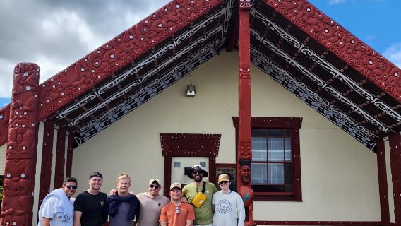 โอ๊คแลนด์: ทัวร์หมู่บ้าน Rotorua Living Maori พร้อม Haka และอาหารกลางวัน
