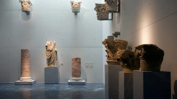 Cartagena: Teater Romawi, Forum, Kastil, dan Lift Panorama