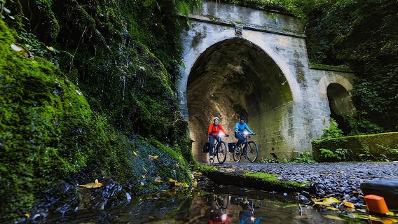 E-Bike Hire and Shuttle in Kaitoke