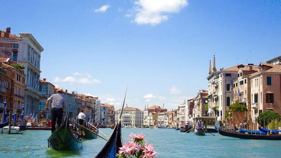 Perjalanan Sehari ke Venesia dari Roma dengan Kereta Cepat dengan Happy Hour