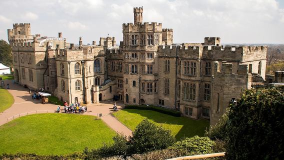 Tagesausflug nach Warwick Castle, Oxford, Stratford-upon-Avon und in die Cotswolds