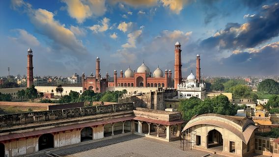 Lahore Full Day Sightseeing Guided Tour