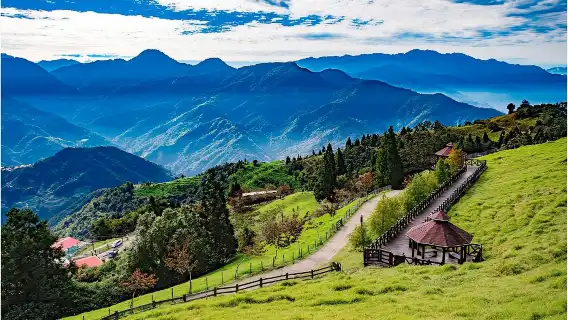 台灣日月潭+清淨農場一日【老英格蘭莊園+伊達邵部落|包車&】