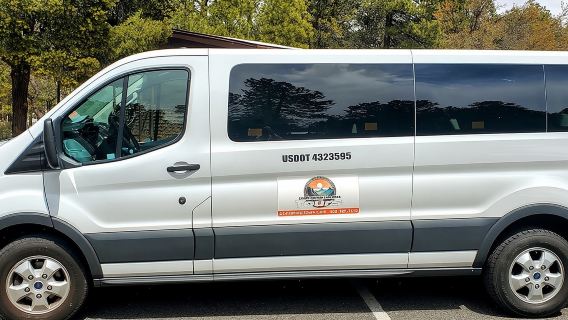 Lawatan Grand Canyon South Rim dengan Makan Tengahari disertakan