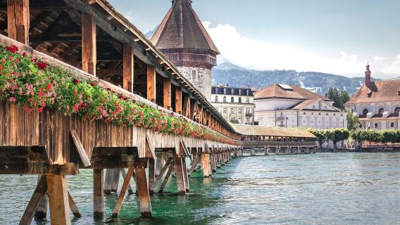 lawatan sehari ke Lucerne, Switzerland|Masa lapang untuk menerokai bandar air yang menawan/ pelayaran Tasik Lucerne pilihan