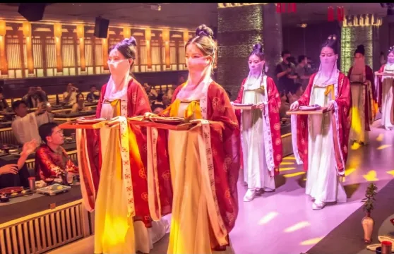 蘇州吳宮御宴體驗(君王享受+精美舞蹈+皇家美食+古代服裝+遊戲互動+歷史文化)