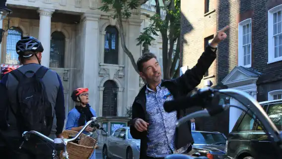 ทัวร์ขี่จักรยานครึ่งวันในลอนดอน
