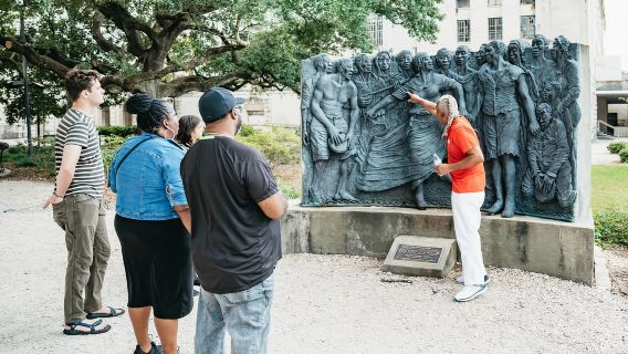 Evening in New Orleans: Live Jazz Music Discovery Tour