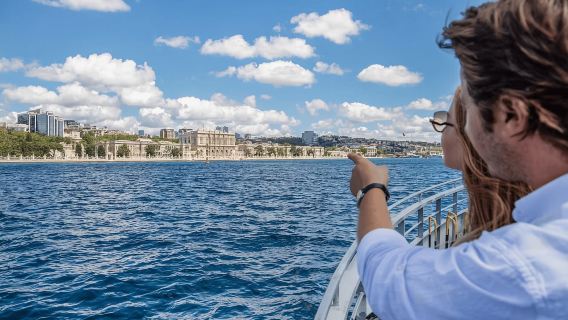 Istanbul: Bosporus-Sightseeing-Kreuzfahrt mit Sonnenuntergangsoption