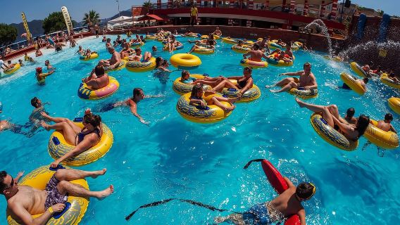 Marmaris: Atlantis Water Park Transfer and Entry Ticket