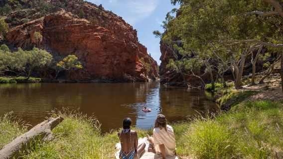 Alice Springs: tour delle West MacDonnell Ranges e dello Standley Chasm