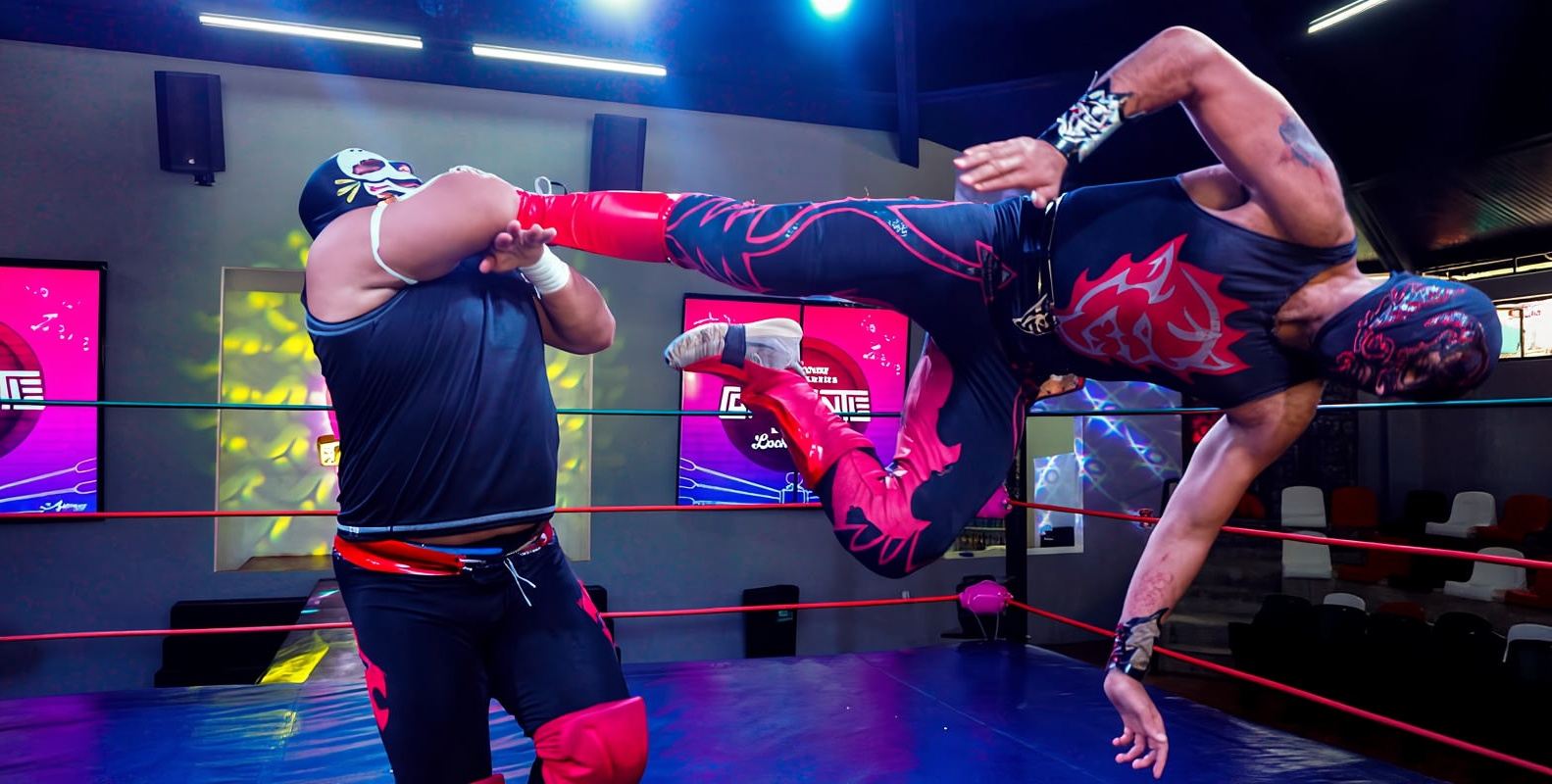 Cozumel: spettacolo di wrestling messicano con tacos e margarita!