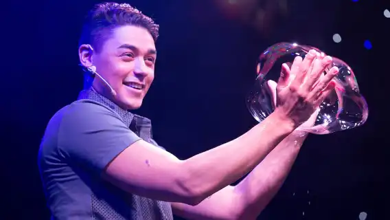 紐約：數不清的泡泡秀