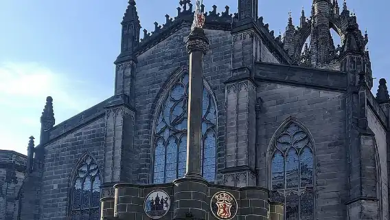 Dark history of Edinburgh - self-guided audio tour using an app
