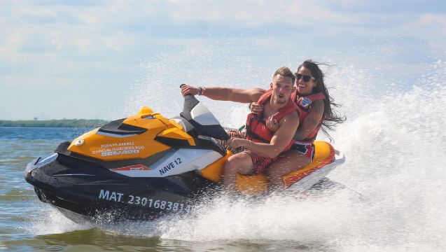 Jet Ski Rentals in Cancun: 60-Minute Option (Shared Jetski)