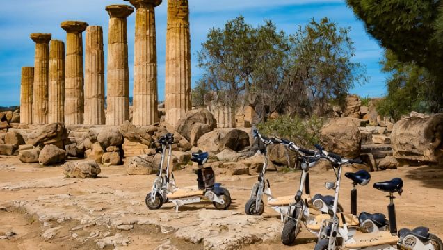Electric scooter tour inside the Valley of the Temples Agrigento