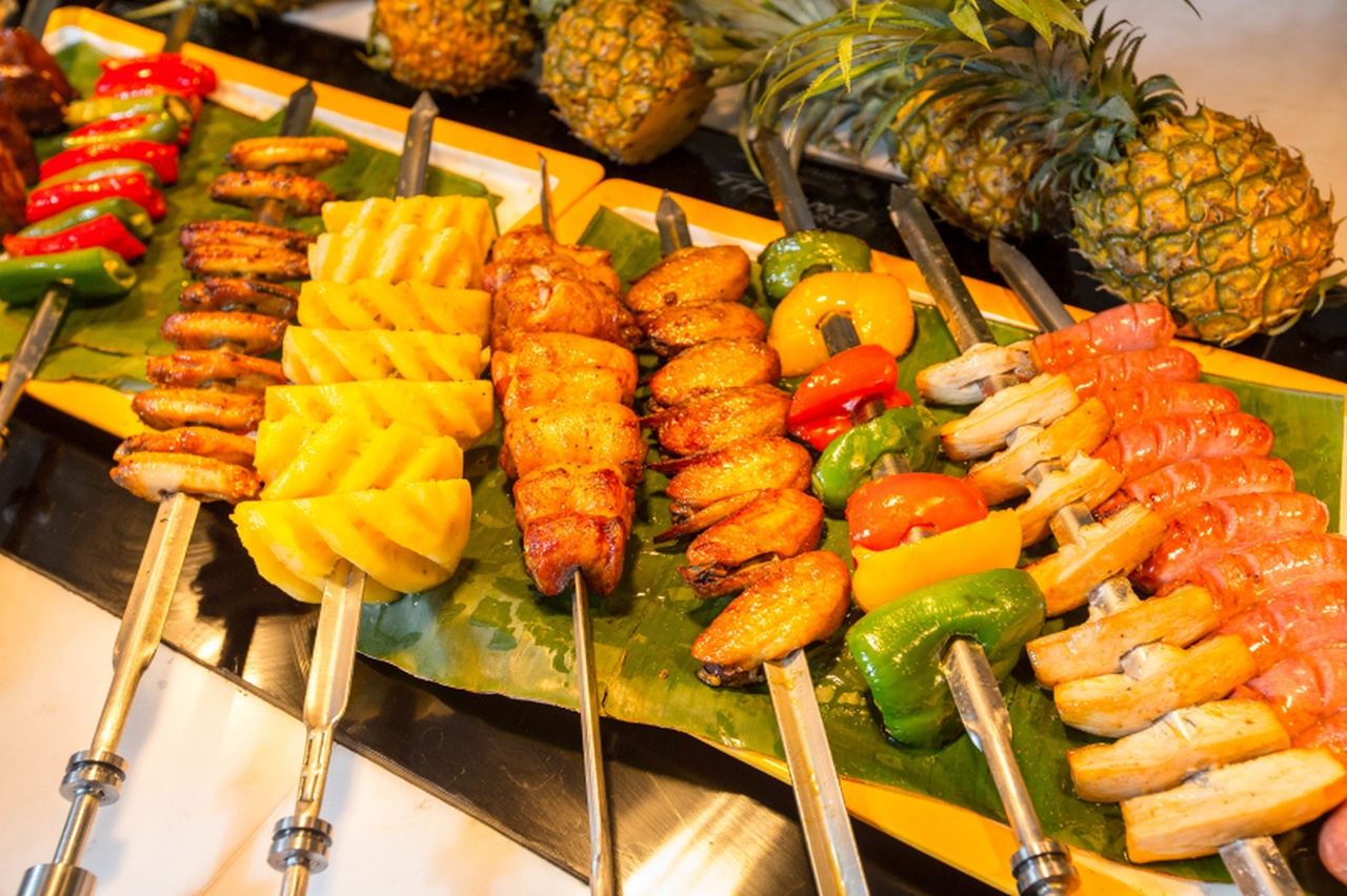 Buffet Breakfast/Lunch/Dinner at Dolphin Restaurant in Zhuhai Chimelong Hengqin Bay Hotel
