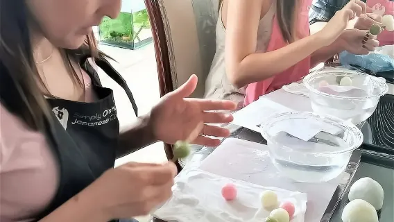 Tokyo Mochi-Making Class