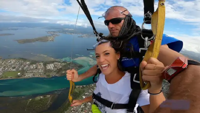 紐卡斯爾跳傘體驗（可選自駕或接送）