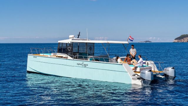 Luxury Blue Cave and Elaphiti Islands Small Group Tour