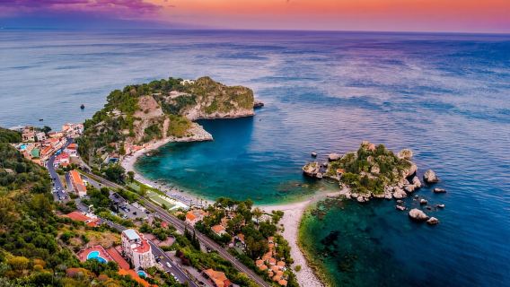Taormina: Private tour with English/Romanian/Spanish/French/Italian guide
