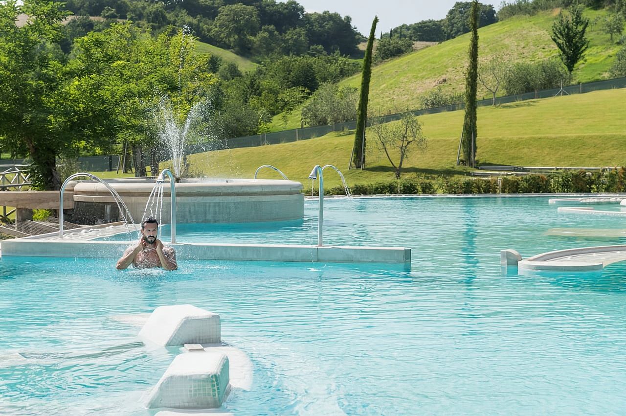 Chianciano Terme: Theia Thermal Pools Entrance Ticket