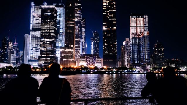 นิวยอร์กซิตี้: ทัวร์ค่ำ Sip 'N Groove พร้อมดีเจสด