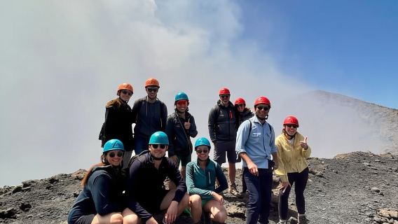 VOLCÁN ETNA: Excursión por los cráteres sommitali en autobús 4x4